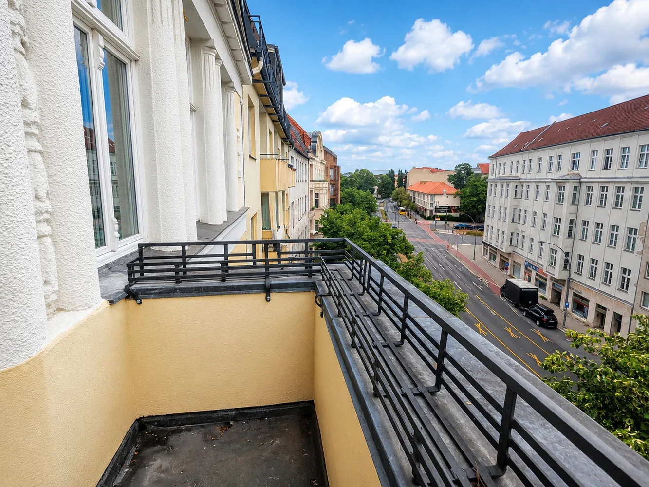 4 Zimmer Wohnung mit 140 m² in Berlin – Bild 11