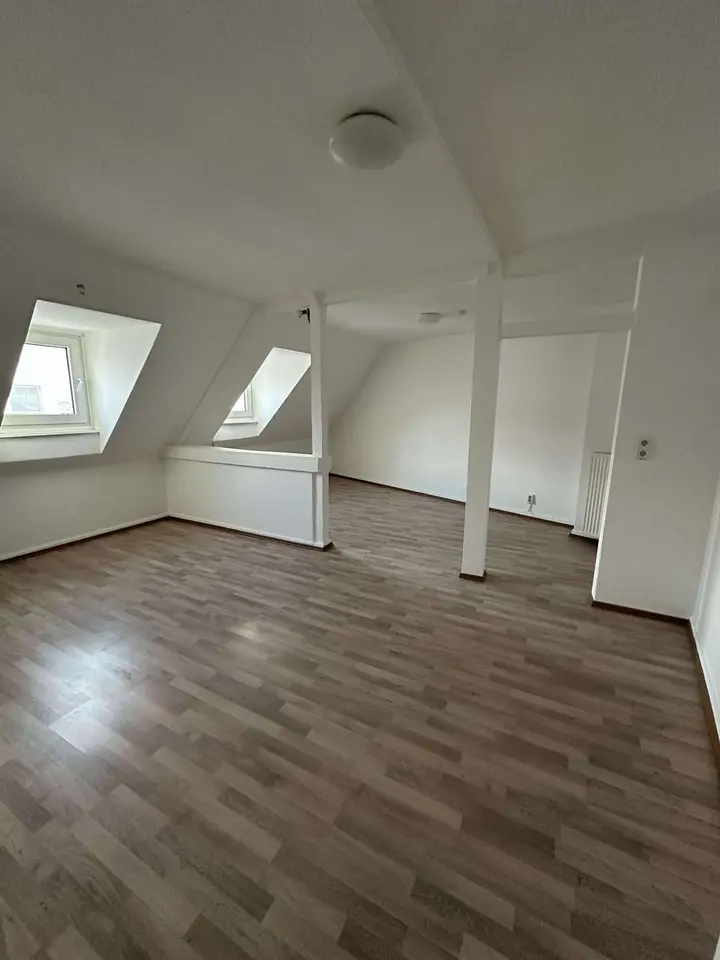 3 Zimmer Wohnung mit 130 m² in Herford – Bild 1