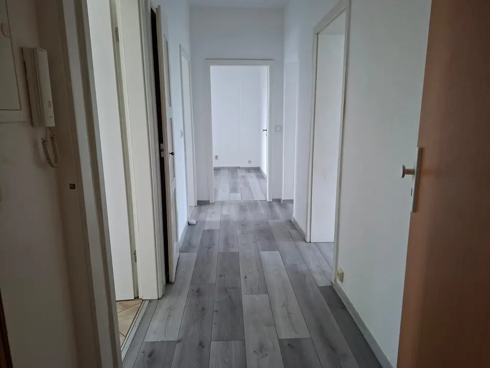 3 Zimmer Wohnung mit 75 m² in Senftenberg – Bild 4