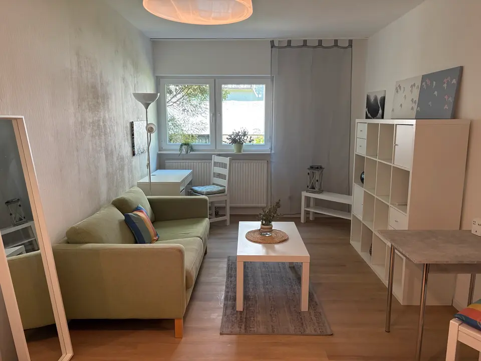 2 Zimmer Wohnung mit 30 m² in Saarbrücken – Bild 2