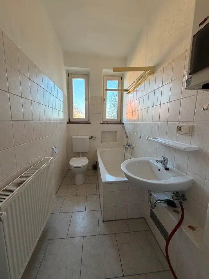 3 Zimmer Wohnung mit 60 m² in Weißenfels – Bild 5