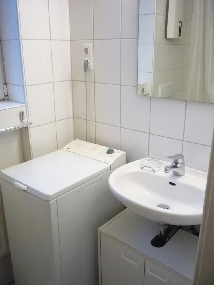 1 Zimmer Wohnung mit 35 m² in Düsseldorf – Bild 9
