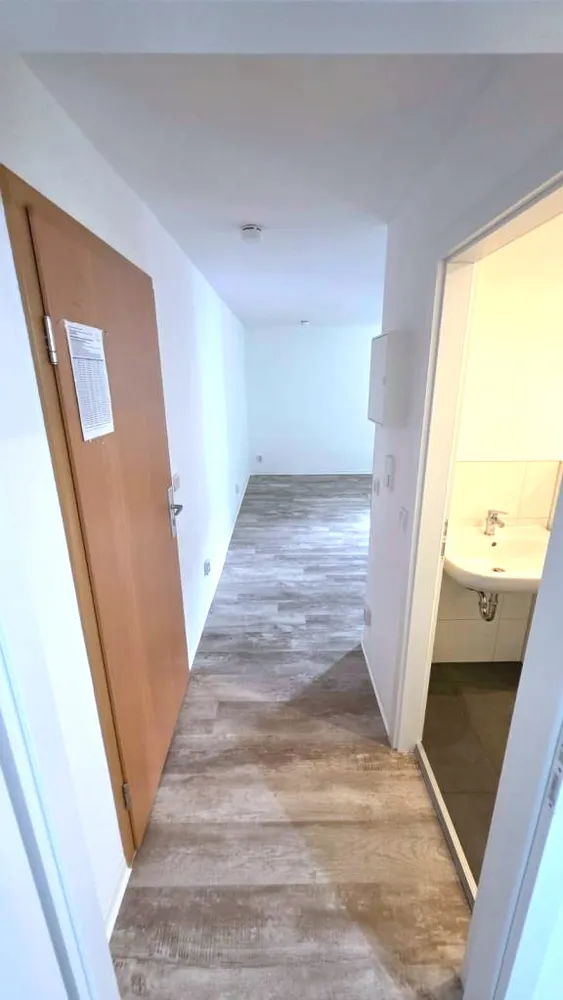 2 room apartment with 38 m² in Aschersleben – Photo 2