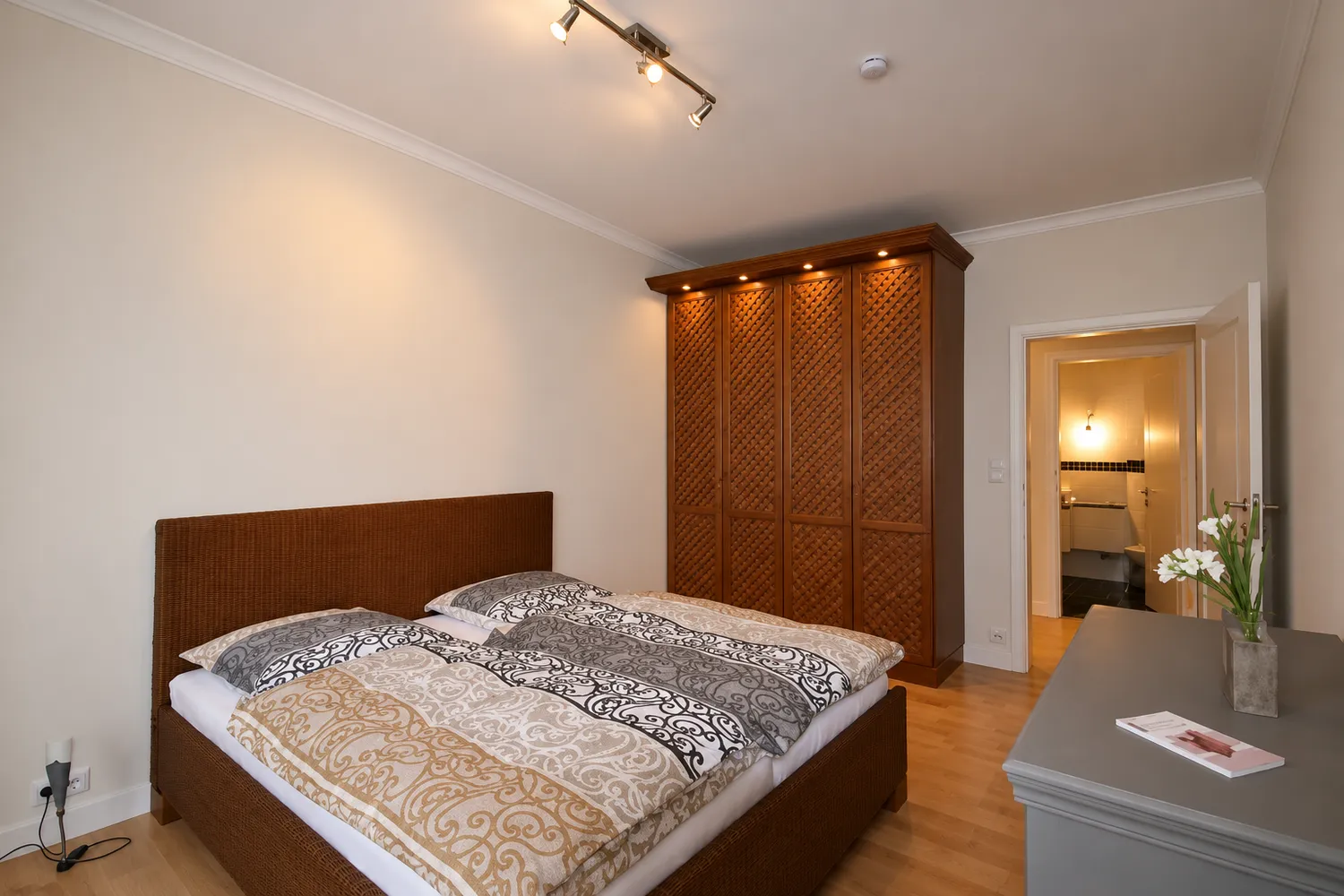 2 Zimmer Wohnung mit 70 m² in Hamburg – Bild 9