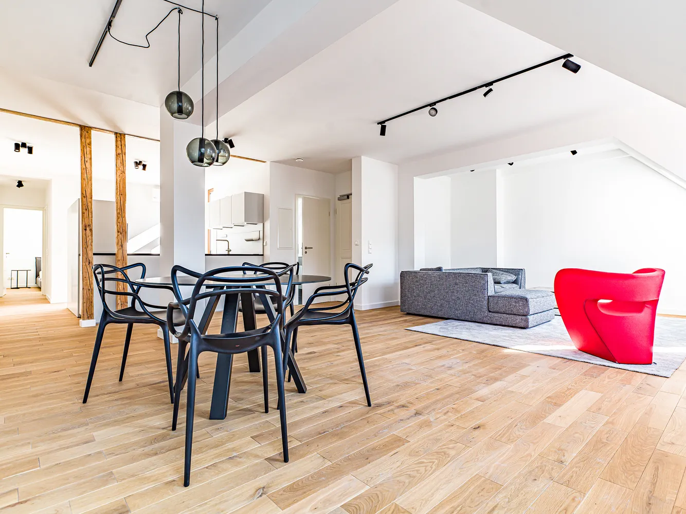 2 Zimmer Wohnung mit 77 m² in Wiesbaden – Bild 4