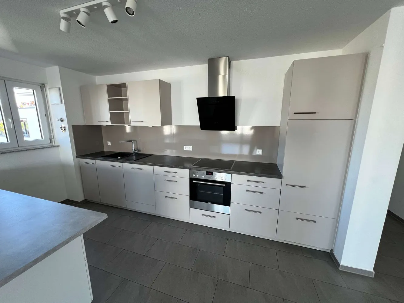 4 Zimmer Wohnung mit 143 m² in Stuttgart – Bild 4