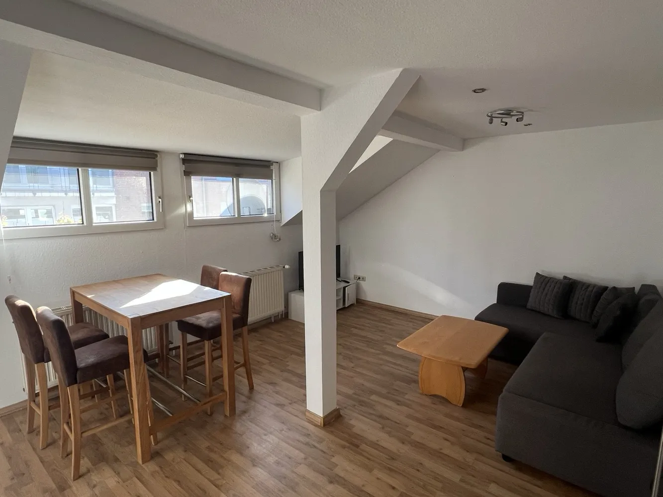 2 Zimmer Wohnung mit 45 m² in Neuss – Bild 1