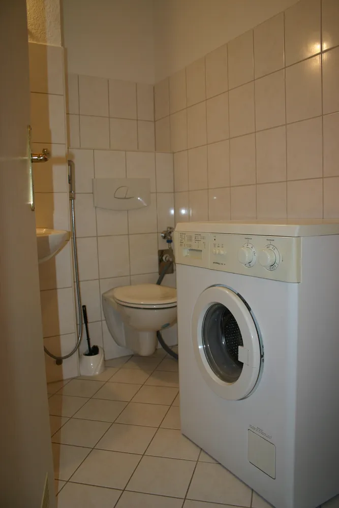 1 Zimmer Wohnung mit 35 m² in Zeitz – Bild 9