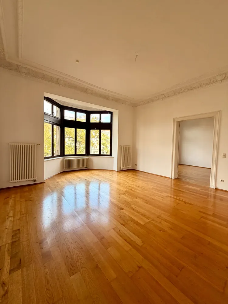 2 Zimmer Wohnung mit 90 m² in Halle (Saale) – Bild 4