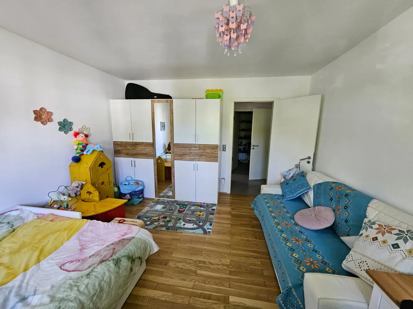 4 Zimmer Wohnung mit 110 m² in Frankfurt am Main – Bild 11