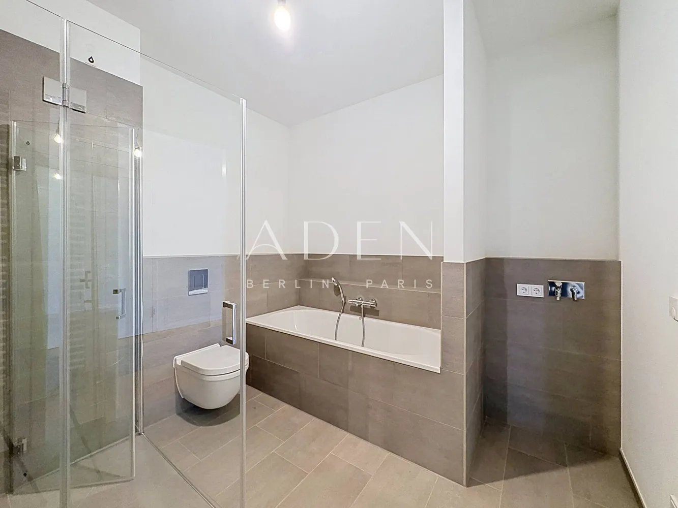 4 room apartment with 114 m² in Berlin – Photo 3