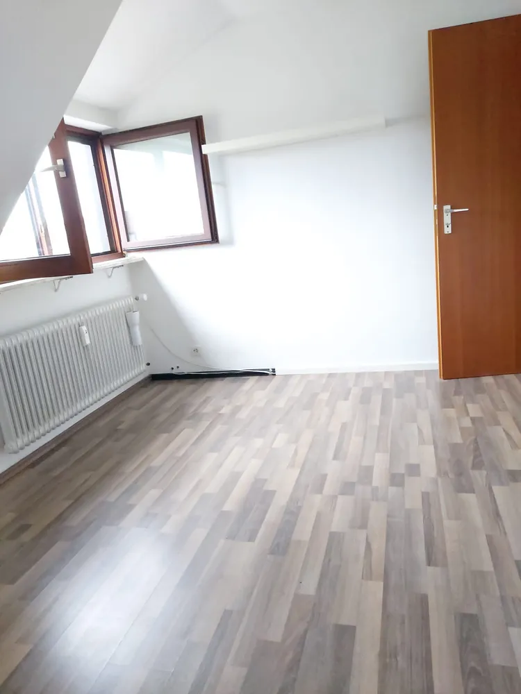 3 Zimmer Wohnung mit 72 m² in Stuttgart – Bild 3