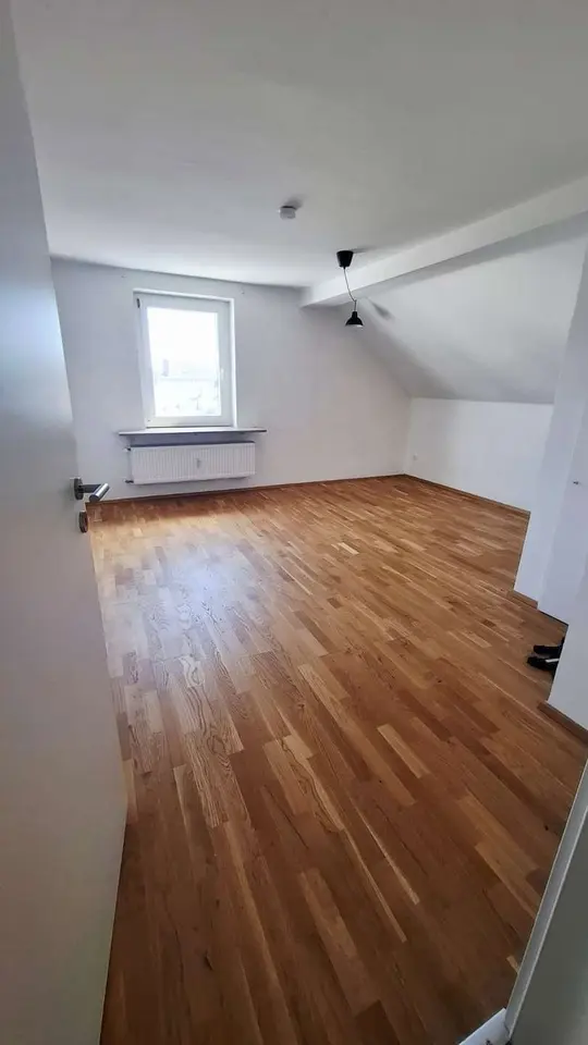 4 Zimmer Wohnung mit 118 m² in Hof – Bild 8