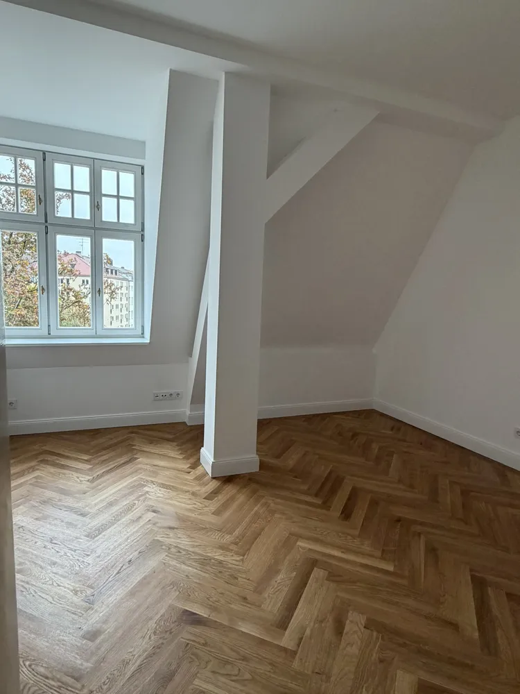 5 Zimmer Wohnung mit 128 m² in München – Bild 10
