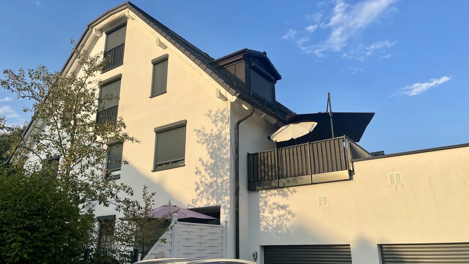 3 Zimmer Wohnung mit 95 m² in München – Bild 2