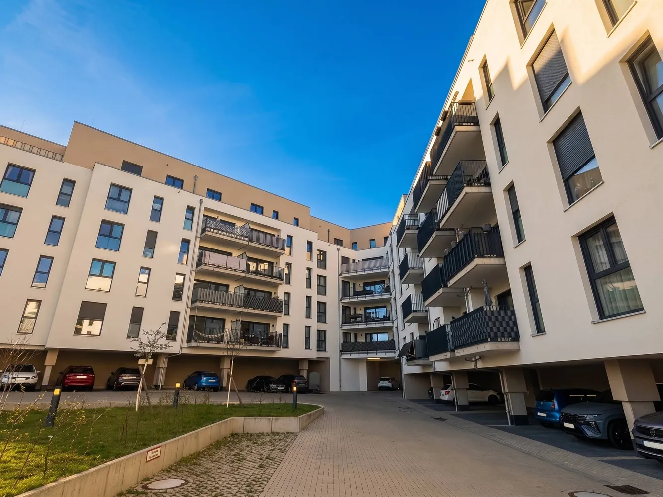 3 Zimmer Wohnung mit 97 m² in Magdeburg – Bild 4