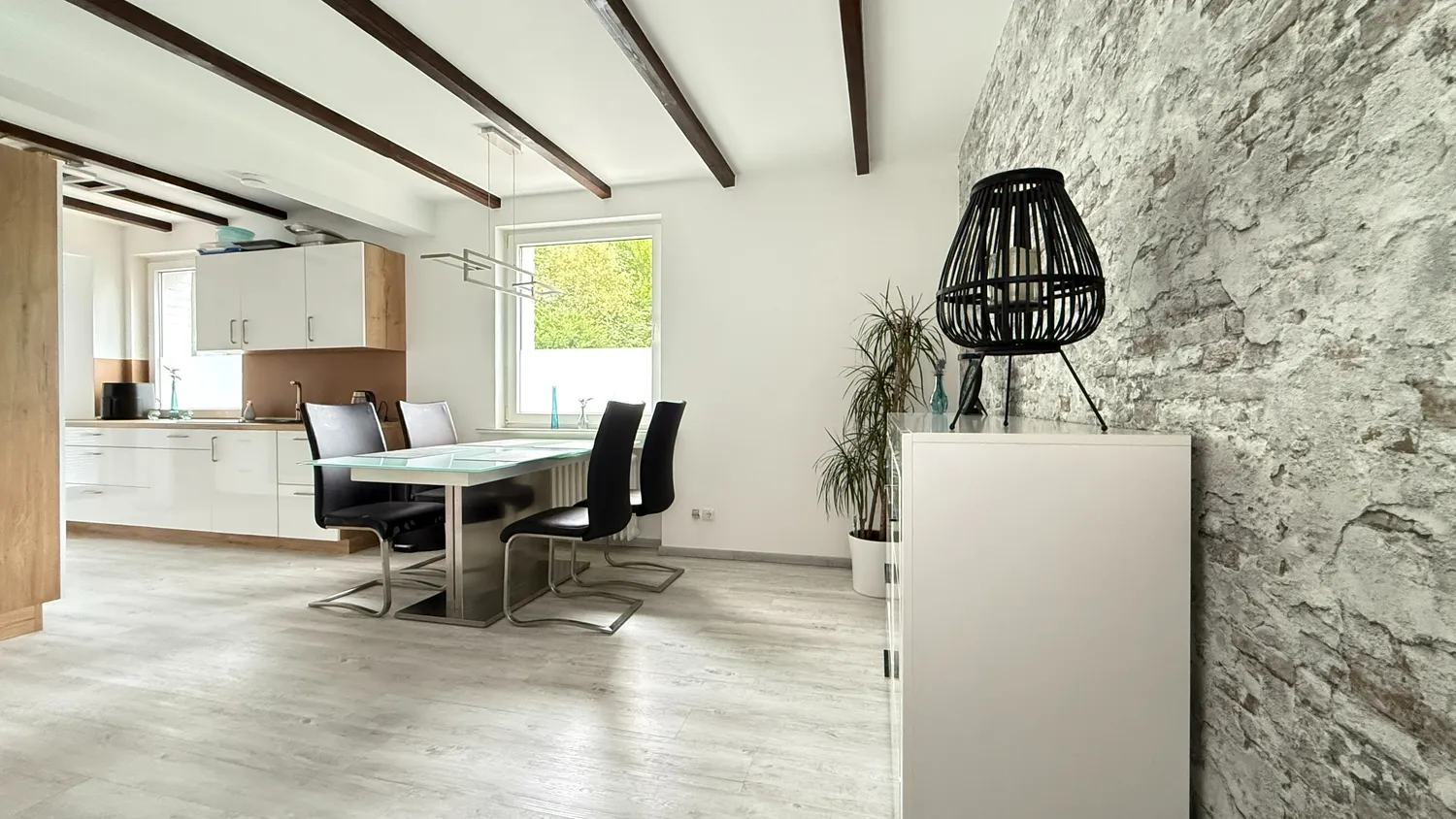 2 Zimmer Wohnung mit 80 m² in Essen – Bild 4