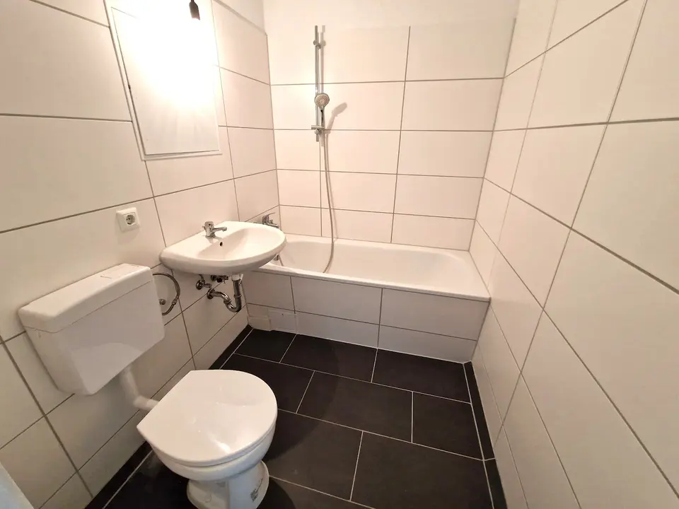 3 room apartment with 55 m² in Neubrandenburg – Photo 5