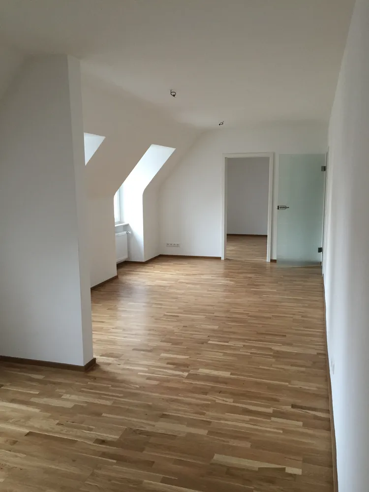 4 Zimmer Wohnung mit 105 m² in Mülheim an der Ruhr – Bild 1