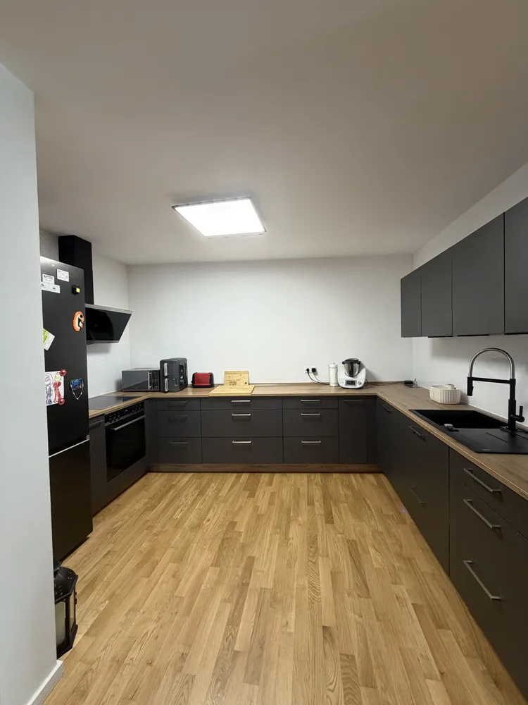4 Zimmer Wohnung mit 126 m² in Köln – Bild 1