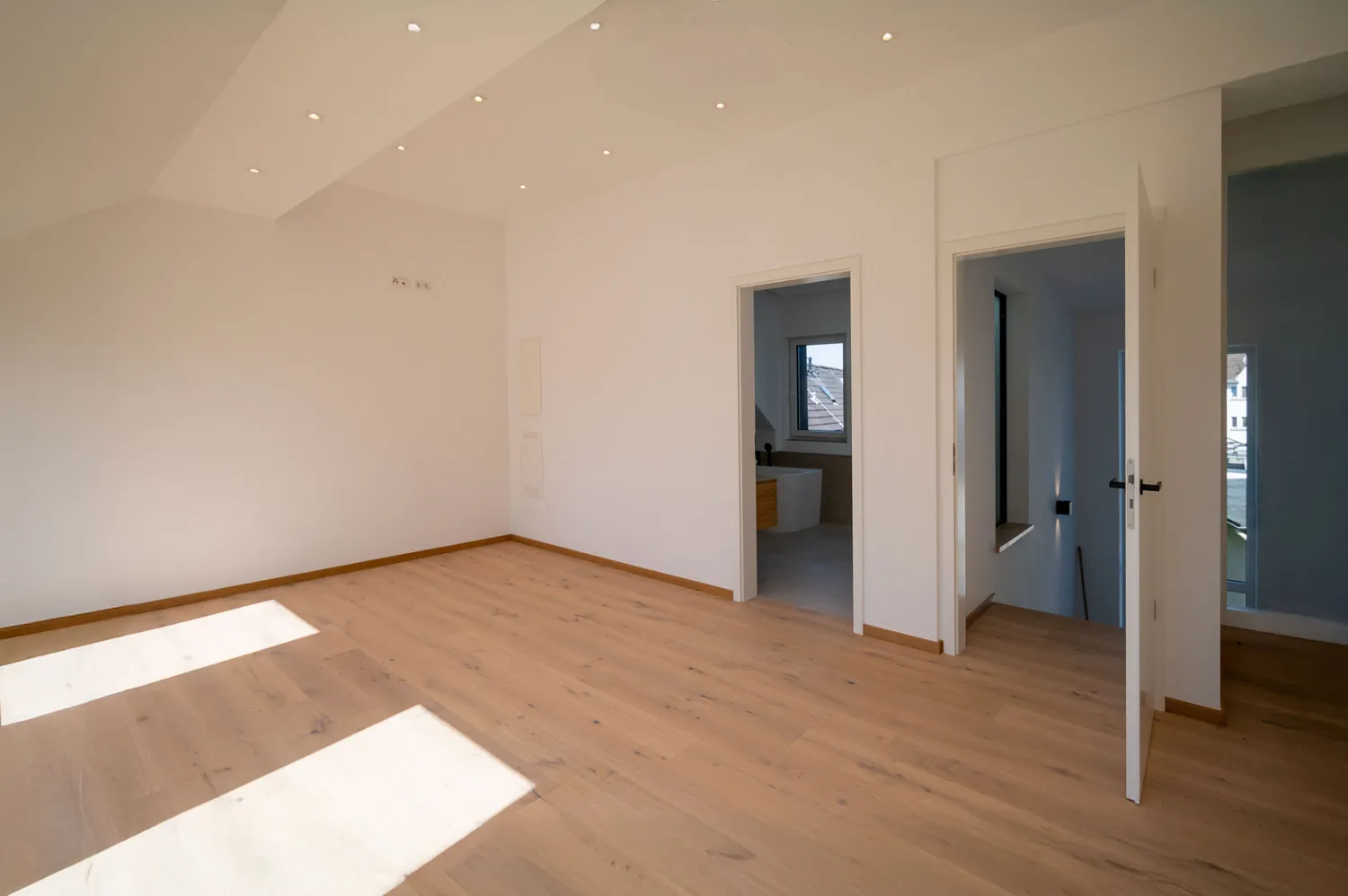 2 Zimmer Wohnung mit 105 m² in Solingen – Bild 6