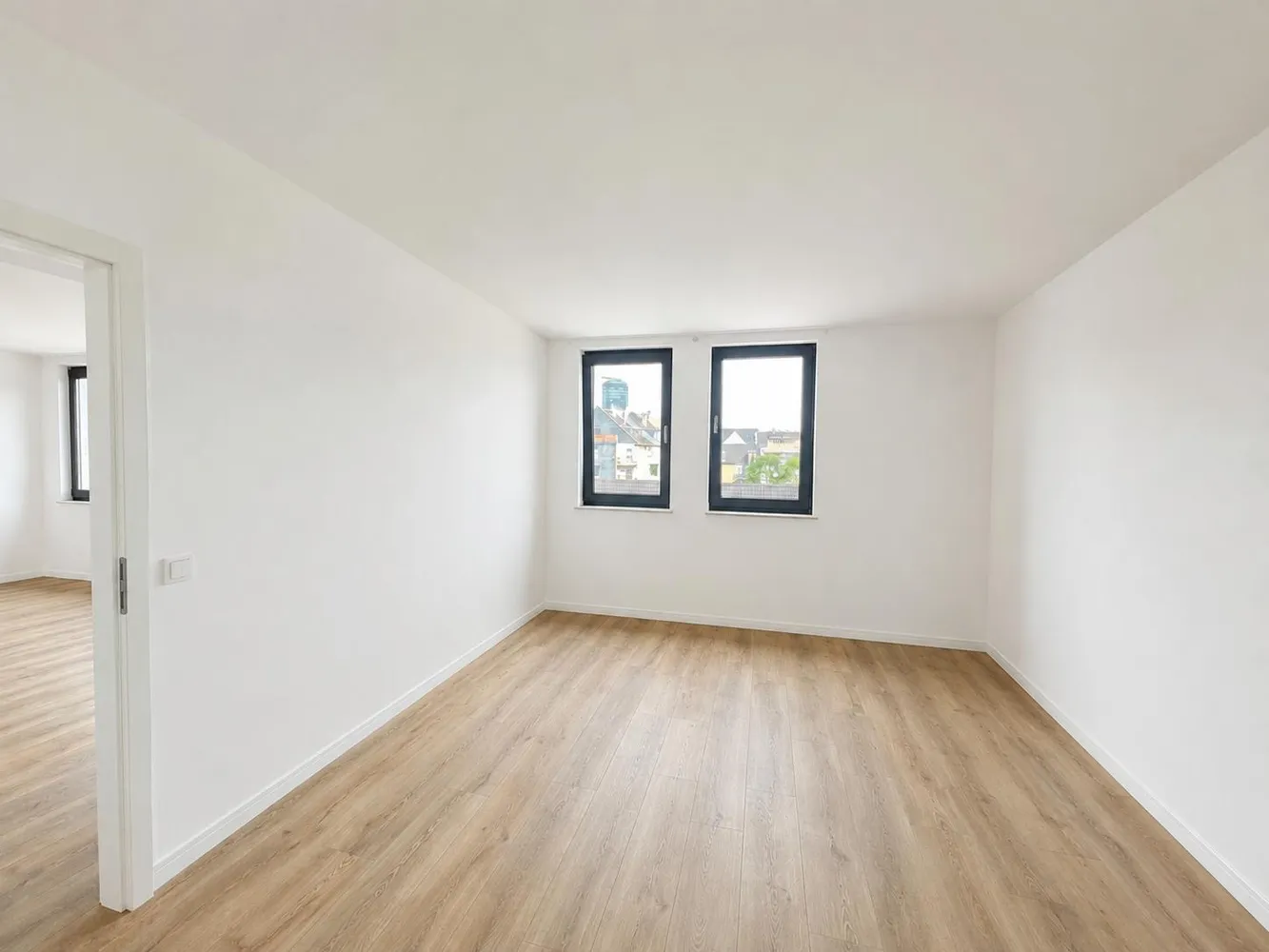 4 Zimmer Wohnung mit 104 m² in Düsseldorf – Bild 8