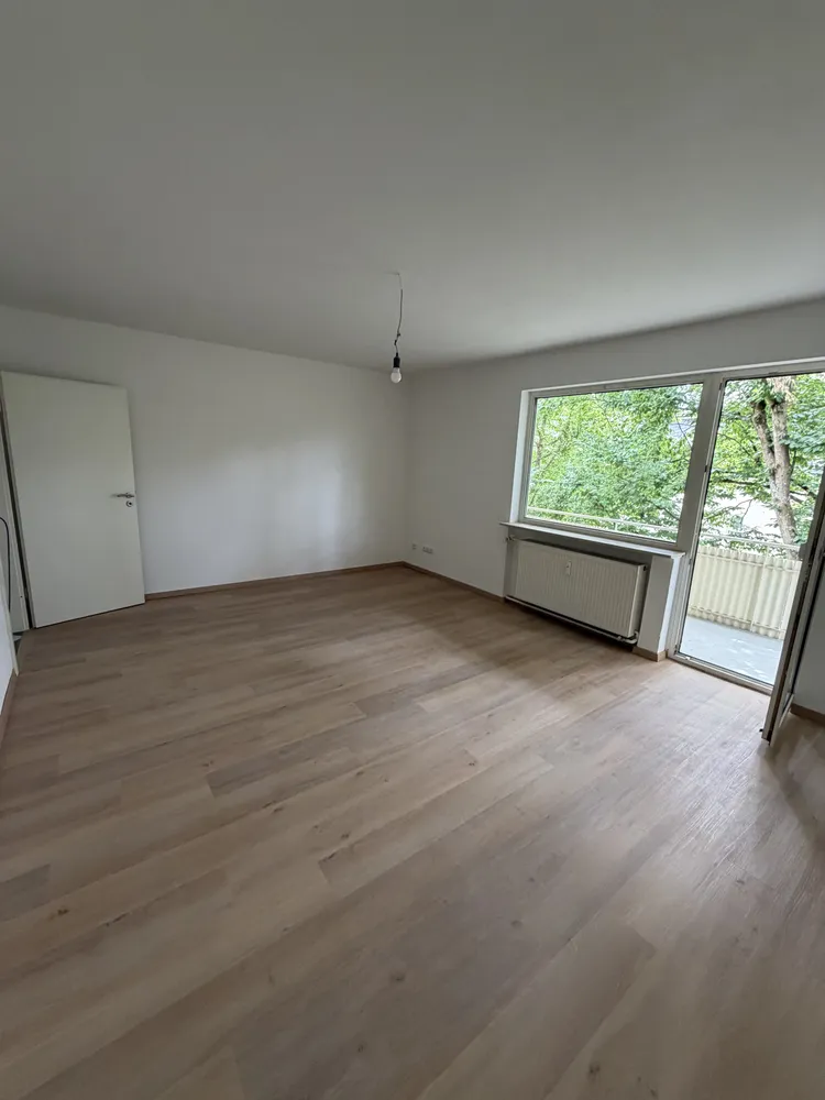 3 Zimmer Wohnung mit 75 m² in Wiesbaden – Bild 1