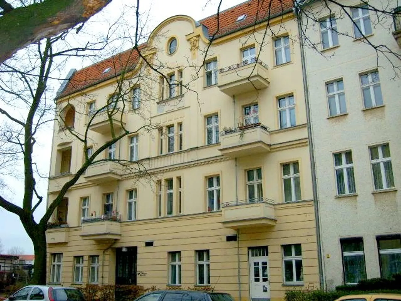 2 room apartment with 81 m² in Berlin – Photo 1