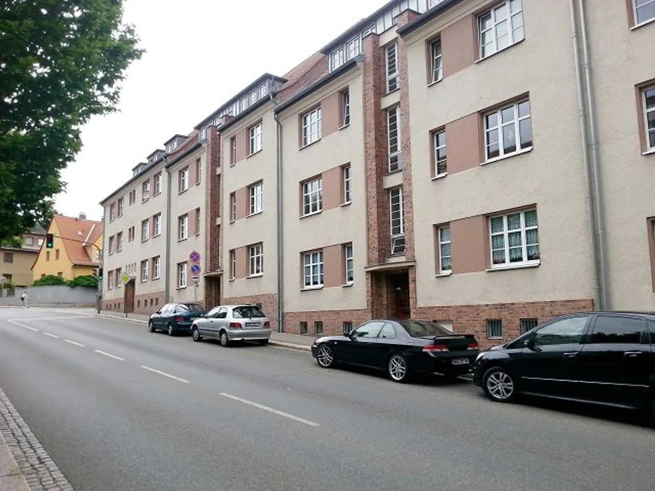 2 Zimmer Wohnung mit 54 m² in Altenburg – Bild 2