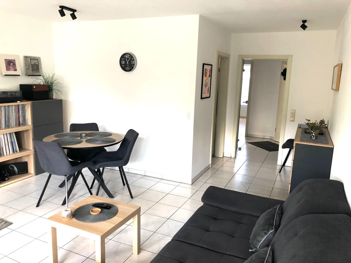 2 Zimmer Wohnung mit 52 m² in Düsseldorf – Bild 4