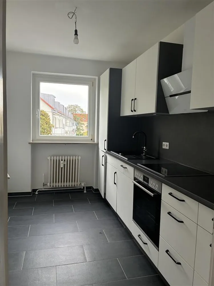 3 Zimmer Wohnung mit 71 m² in München – Bild 2