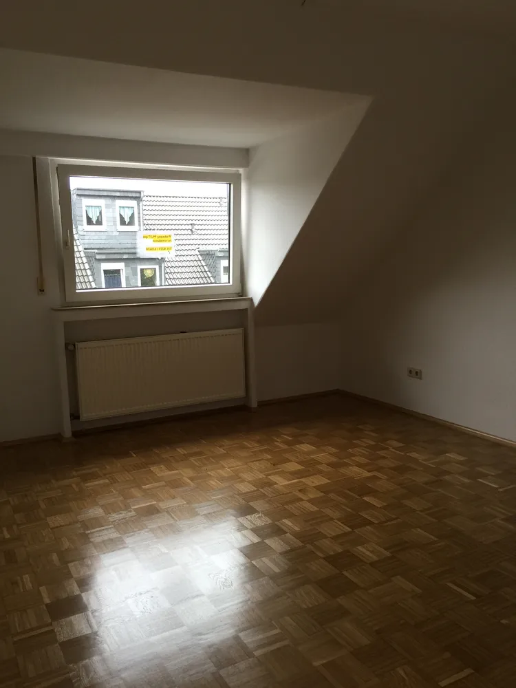 4 Zimmer Wohnung mit 97 m² in Köln – Bild 3