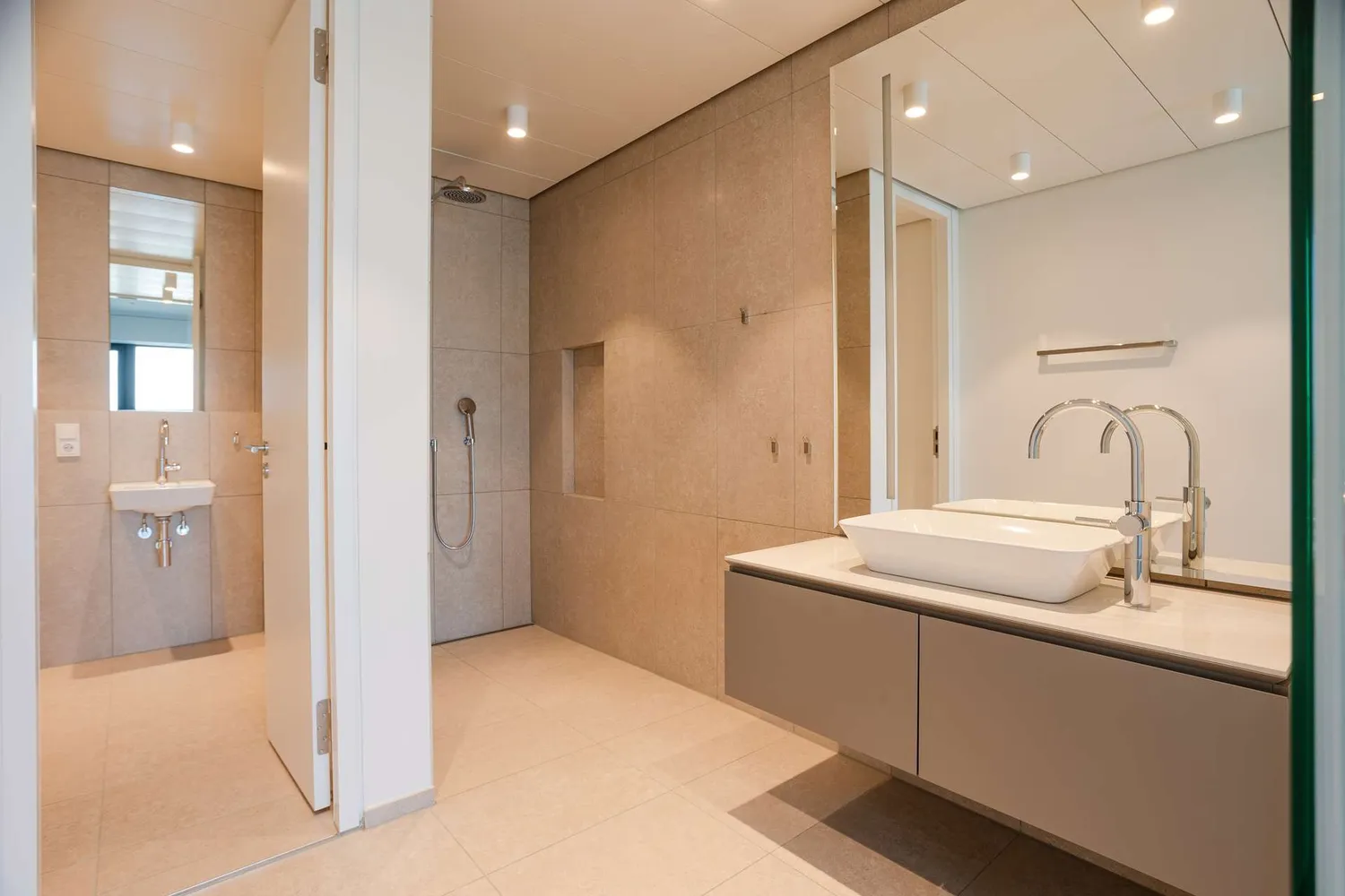 2 Zimmer Wohnung mit 71 m² in Frankfurt am Main – Bild 4