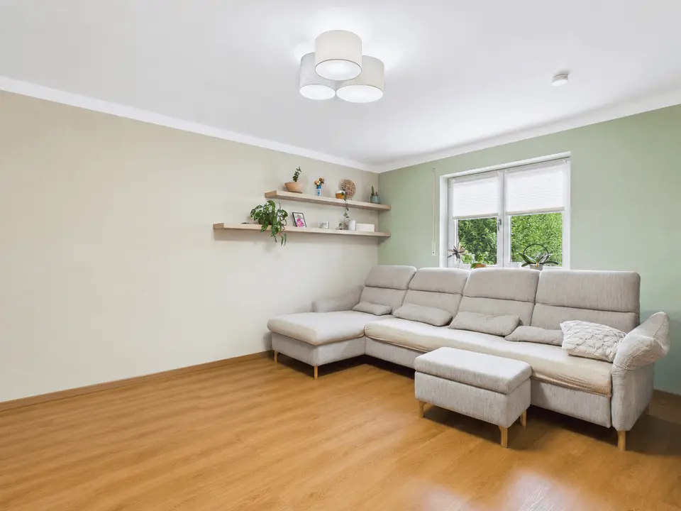 4 Zimmer Haus mit 118 m² in Straubing – Bild 1