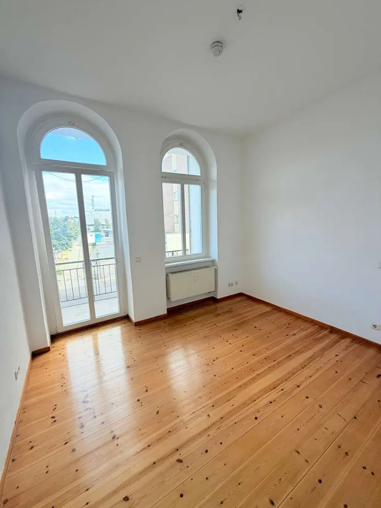 4 Zimmer Wohnung mit 135 m² in Berlin – Bild 4