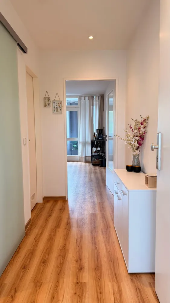 2 Zimmer Wohnung mit 55 m² in Köln – Bild 1