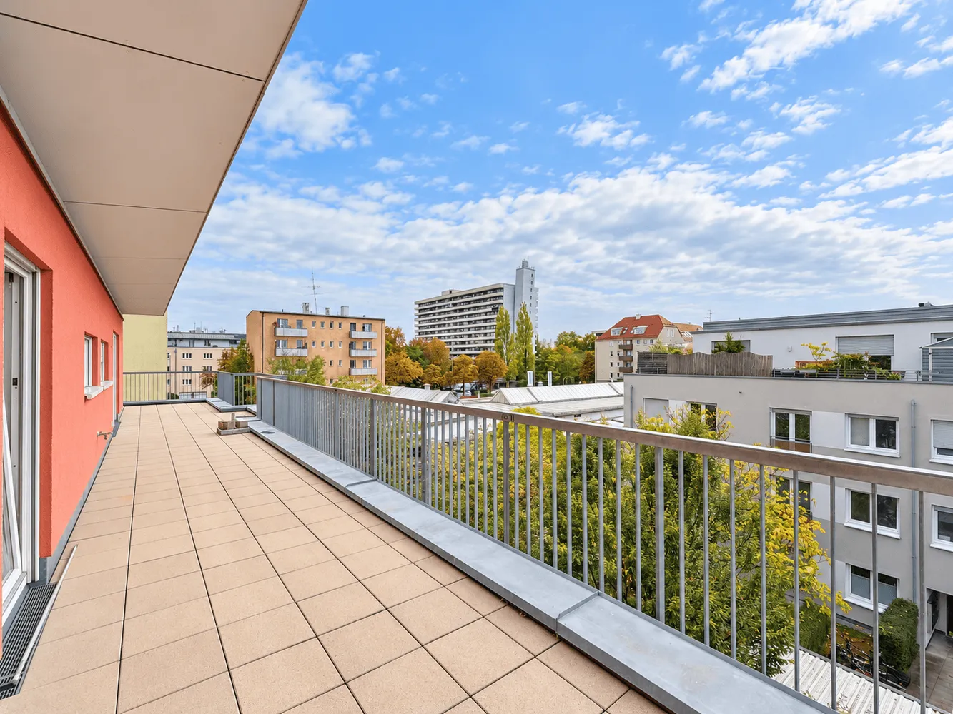 3 Zimmer Wohnung mit 80 m² in München – Bild 1