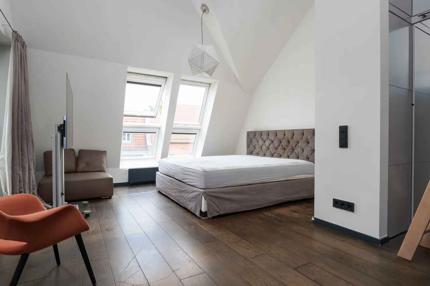 4 Zimmer Wohnung mit 160 m² in Berlin – Bild 3