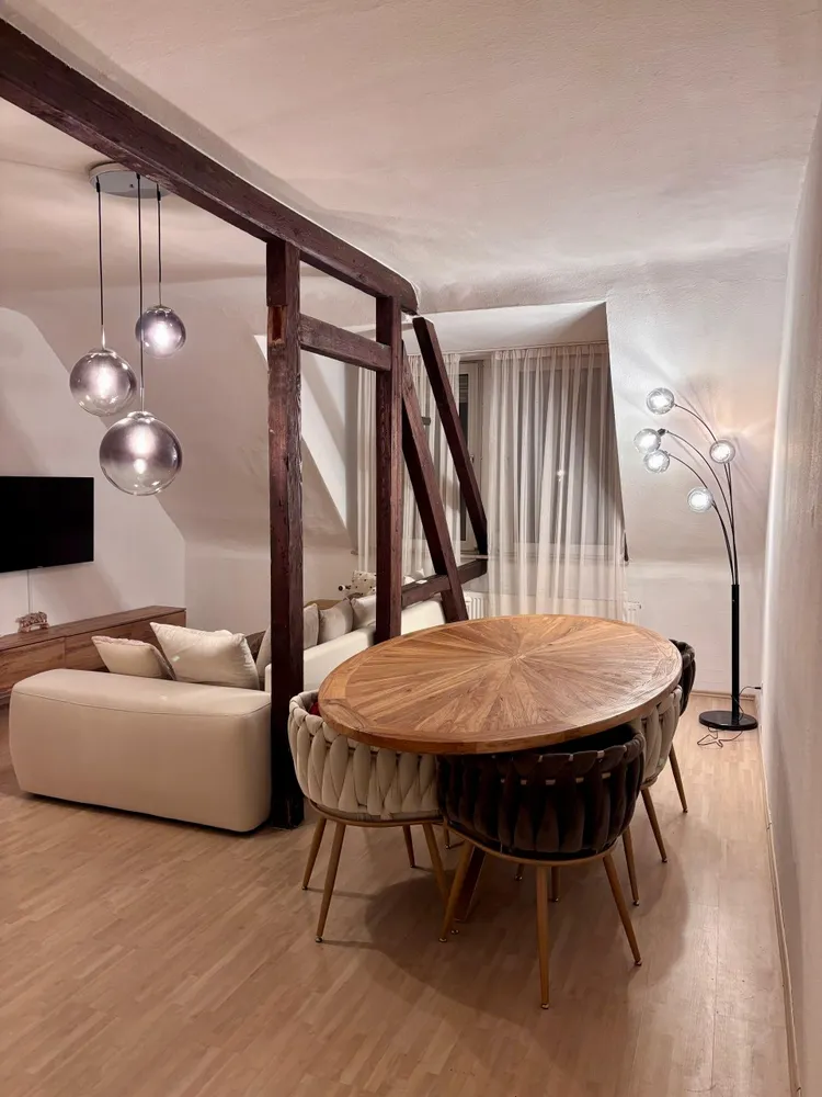 3 Zimmer Wohnung mit 92 m² in Karlsruhe – Bild 1
