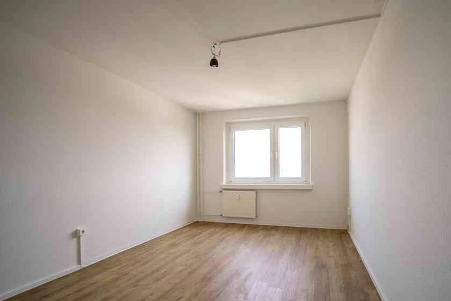 1 Zimmer Wohnung mit 27 m² in Dresden – Bild 2