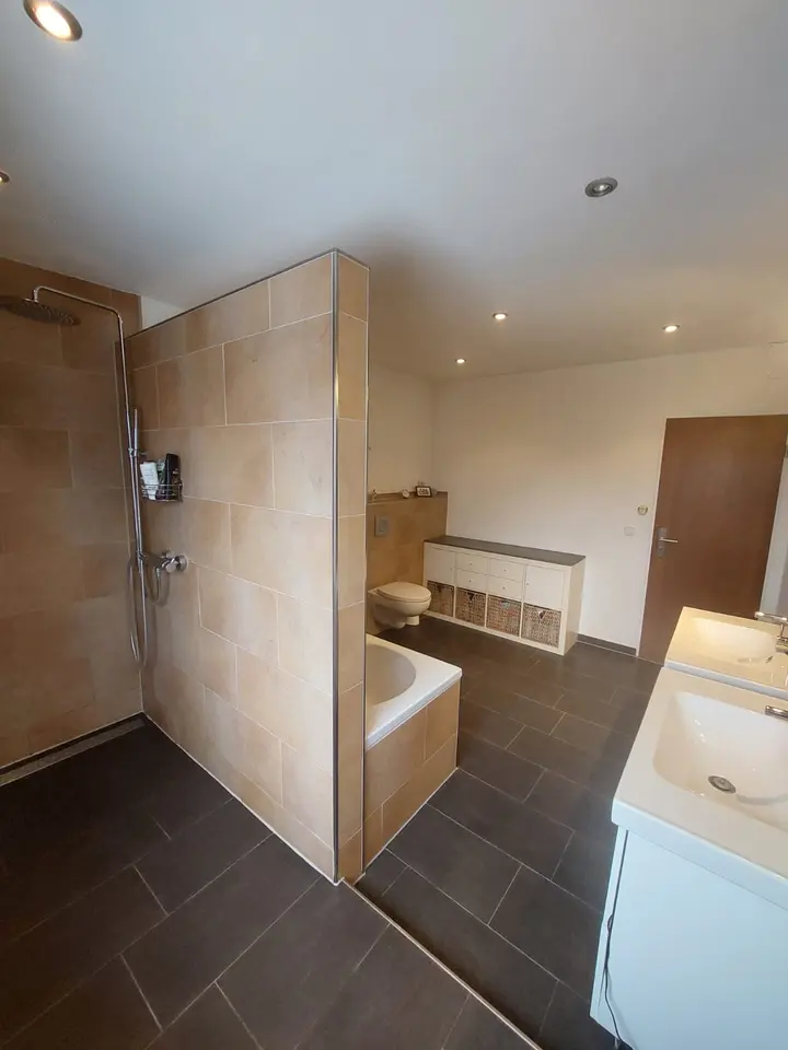7 room house with 250 m² in Hamminkeln – Photo 8