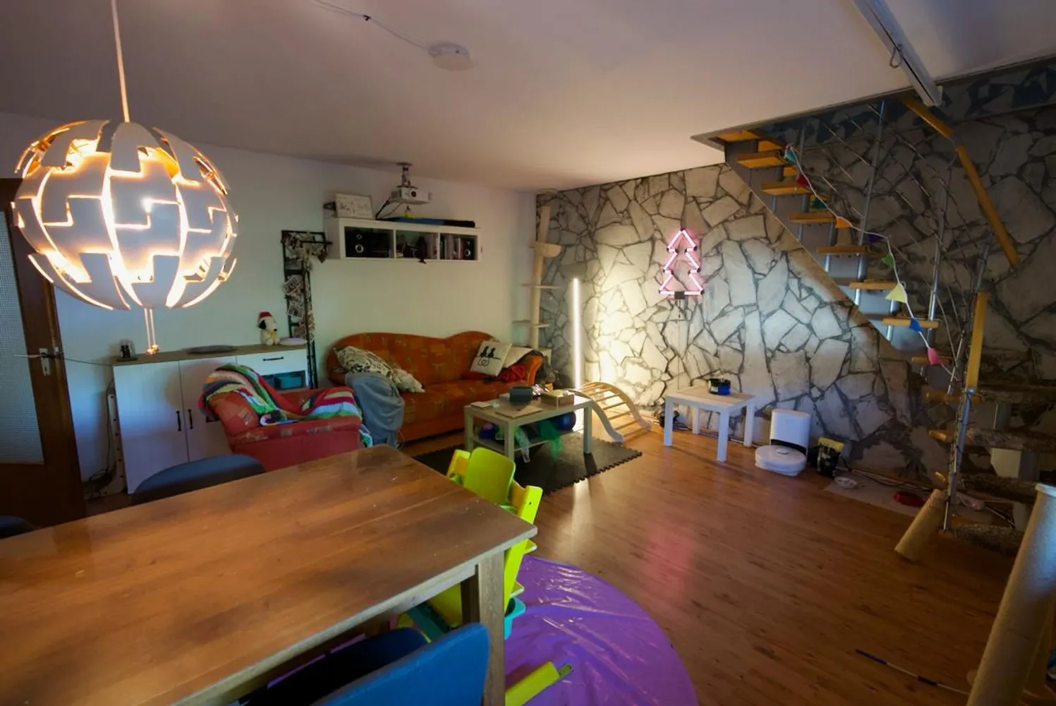 4 Zimmer Wohnung mit 99 m² in Karlsruhe – Bild 8