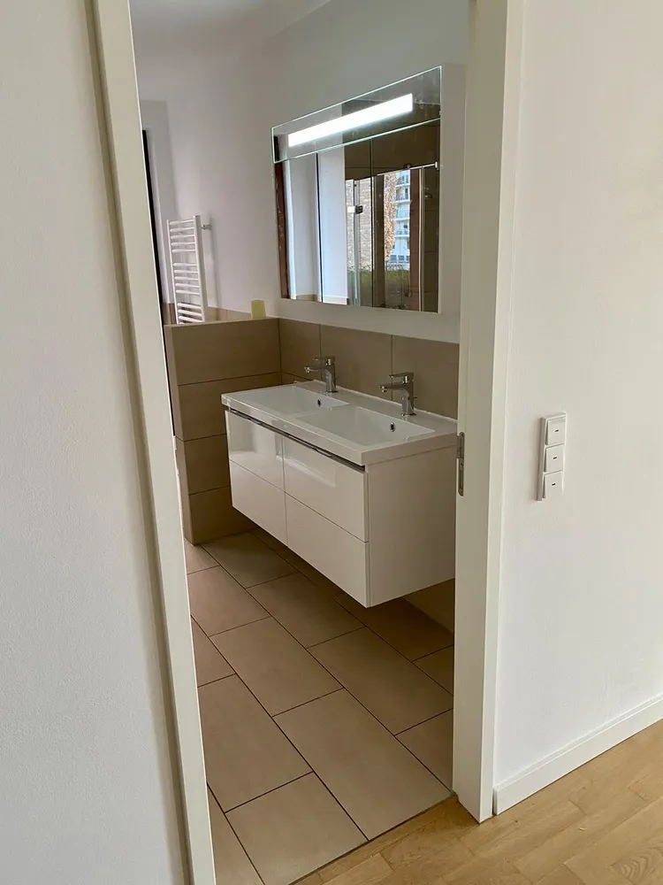 4 Zimmer Wohnung mit 143 m² in Frankfurt am Main – Bild 3