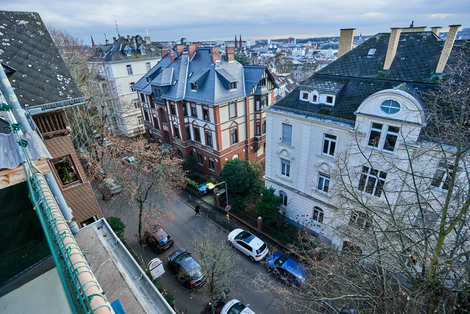 4 Zimmer Wohnung mit 92 m² in Wiesbaden – Bild 1