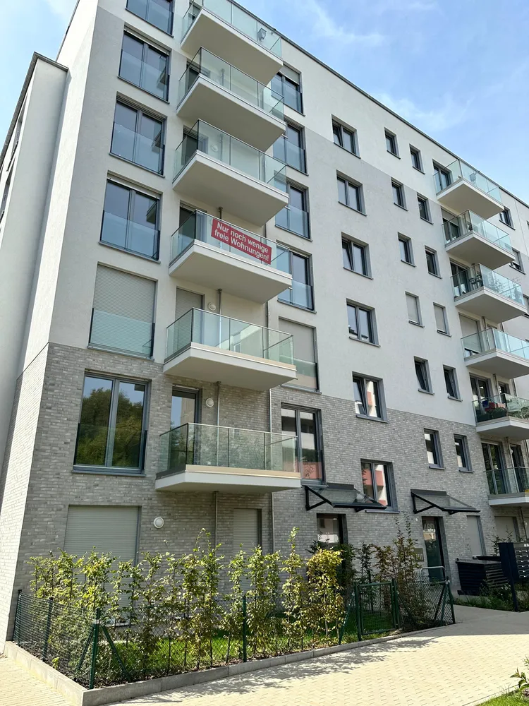 4 Zimmer Wohnung mit 95 m² in Berlin – Bild 1