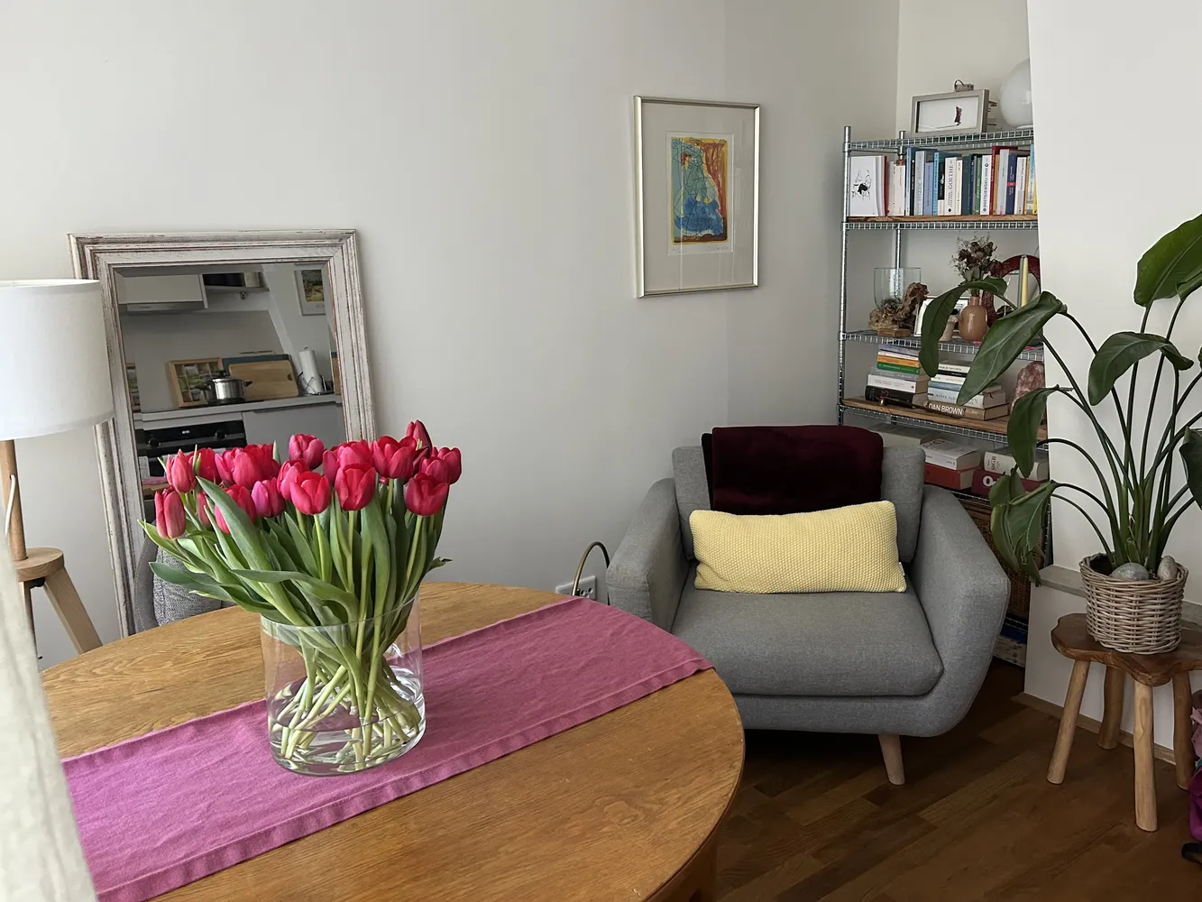 1 room apartment with 30 m² in Munich – Photo 2