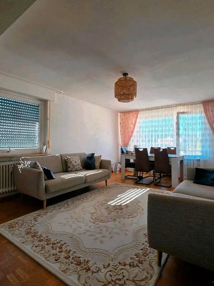 4 Zimmer Wohnung mit 95 m² in Pforzheim – Bild 1