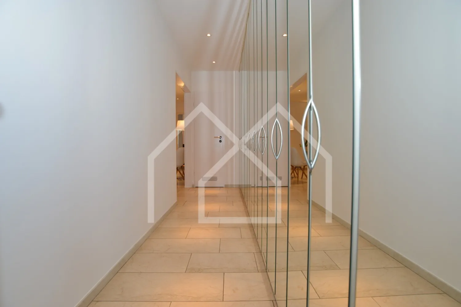 4 Zimmer Wohnung mit 133 m² in München – Bild 11