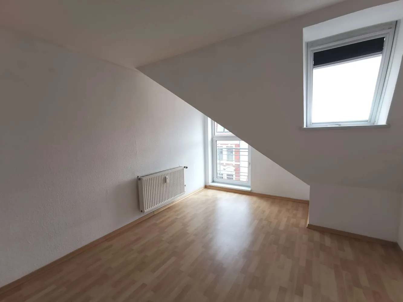 4 Zimmer Wohnung mit 142 m² in Magdeburg – Bild 3