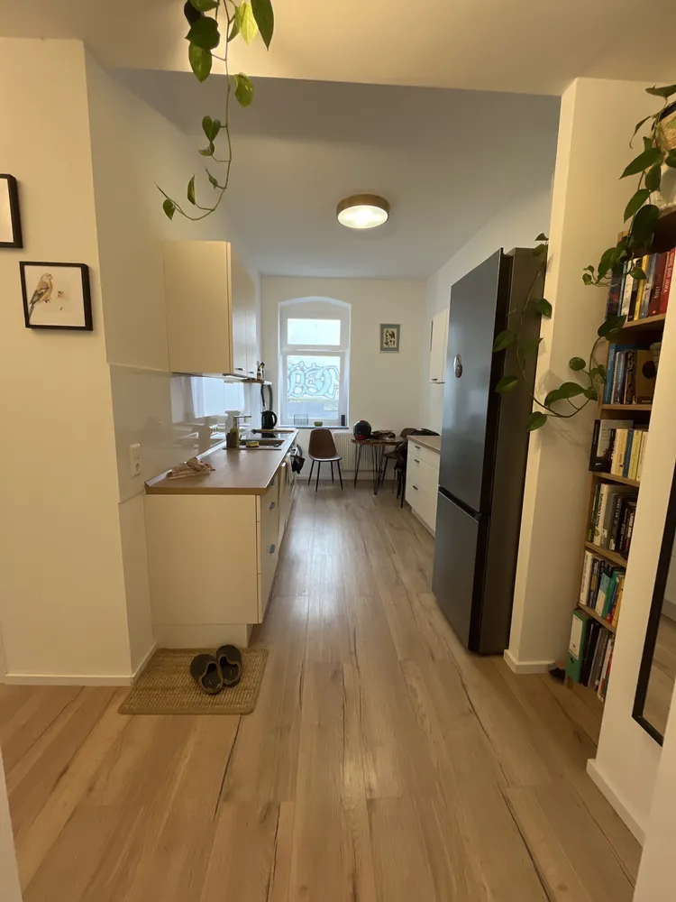 2 room apartment with 65 m² in Berlin – Photo 1